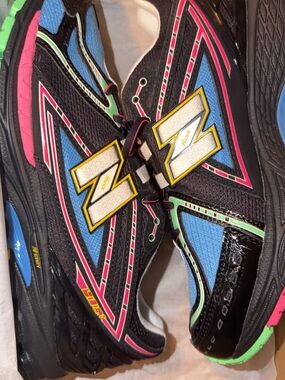 New Balance Black Blue Pink Green Athletic Running Shoes
